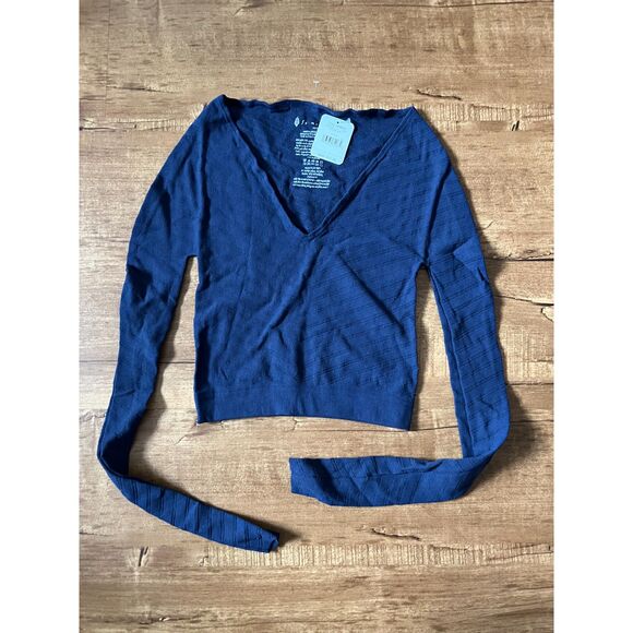 Free People Movement Gone Adrift Eclipse Blue long sleeve t shirt M - Picture 4 of 5
